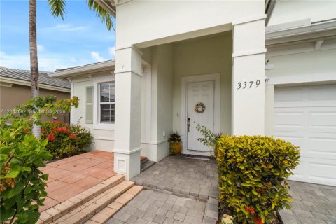 Villa ou maison à vendre à Homestead, Floride: 5 chambres, 233.56 m2 № 2177937 - photo 4