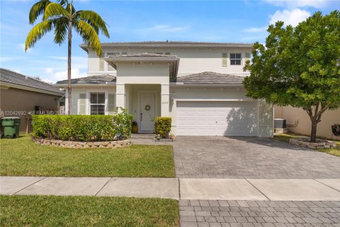 Villa ou maison à vendre à Homestead, Floride: 5 chambres, 233.56 m2 № 2177937 - photo 3