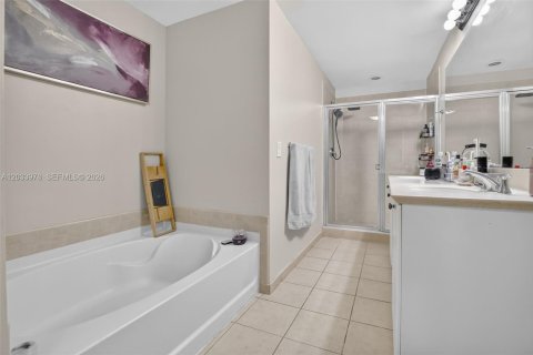 Купить кондоминиум в Авентура, Флорида 3 спальни, 153.29м2, № 2179906 - фото 29