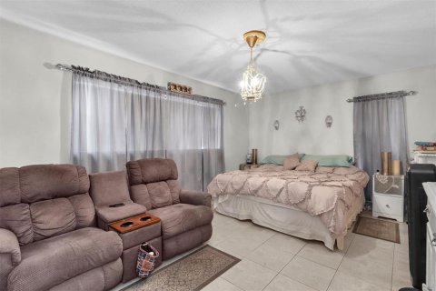Купить виллу или дом в Тарпон-Спрингс, Флорида 6 комнат, 149.11м2, № 1909835 - фото 13