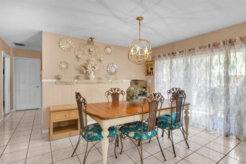 Casa en venta en Tarpon Springs, Florida, 3 dormitorios, 149.11 m2 № 1909835 - foto 7