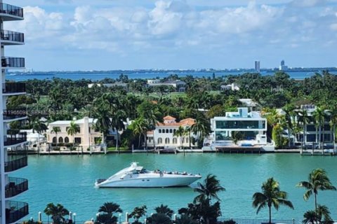 Condominio en alquiler en Miami Beach, Florida, 1 dormitorio, 76.55 m2 № 2026392 - foto 9