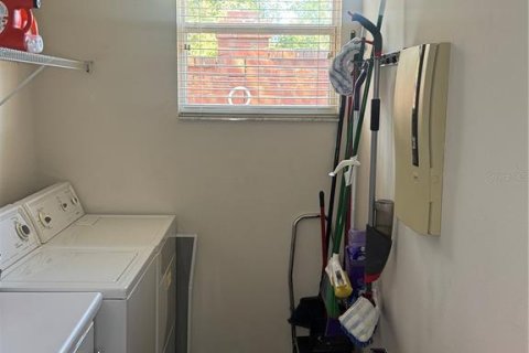Villa ou maison à vendre à Winter Garden, Floride: 4 chambres, 263.38 m2 № 2427328 - photo 21