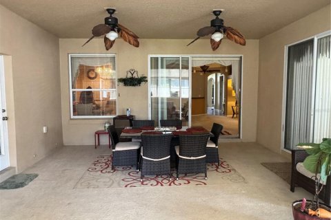 Villa ou maison à vendre à Winter Garden, Floride: 4 chambres, 263.38 m2 № 2427328 - photo 5