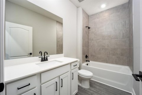House in Lake Alfred, Florida 5 bedrooms, 184.32 sq.m. № 1628477 - photo 15