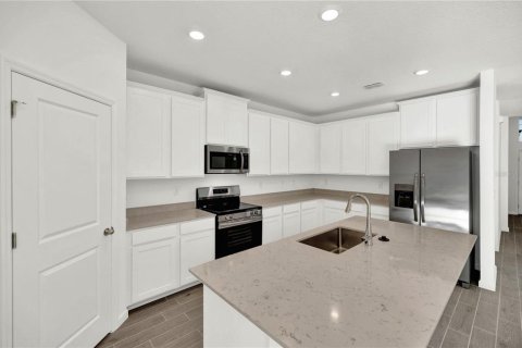 Casa en alquiler en Ocala, Florida, 4 dormitorios, 188.41 m2 № 1846638 - foto 15