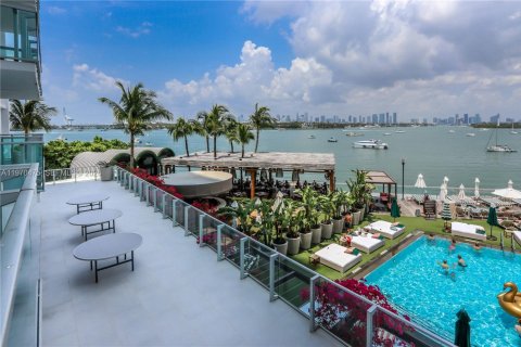 Condominio en venta en Miami Beach, Florida, 45.8 m2 № 2031263 - foto 17