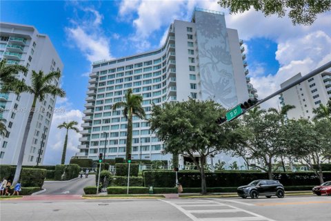Condominio en venta en Miami Beach, Florida, 45.8 m2 № 2031263 - foto 9