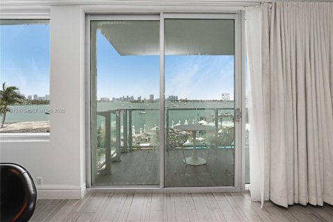 Condominio en venta en Miami Beach, Florida, 45.8 m2 № 2031263 - foto 22