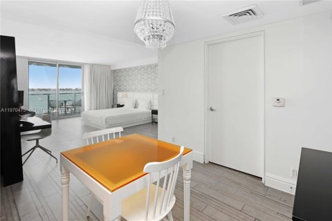Condominio en venta en Miami Beach, Florida, 45.8 m2 № 2031263 - foto 14