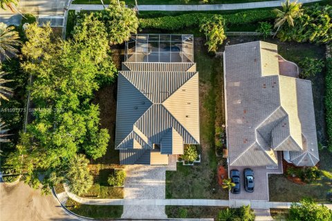 Casa en venta en Miramar, Florida, 6 dormitorios, 332.03 m2 № 2056629 - foto 4