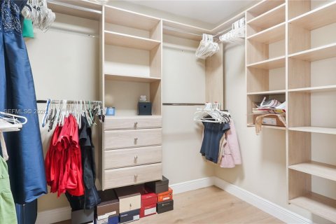 Casa en venta en Miramar, Florida, 6 dormitorios, 332.03 m2 № 2056629 - foto 12