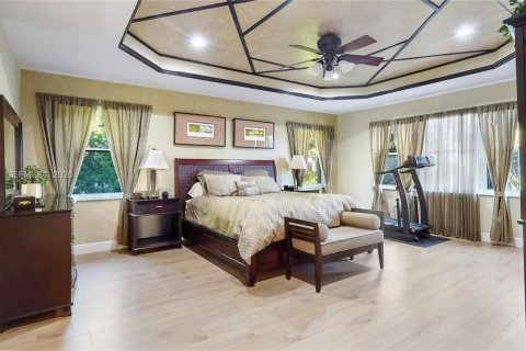 Casa en venta en Miramar, Florida, 6 dormitorios, 332.03 m2 № 2056629 - foto 8