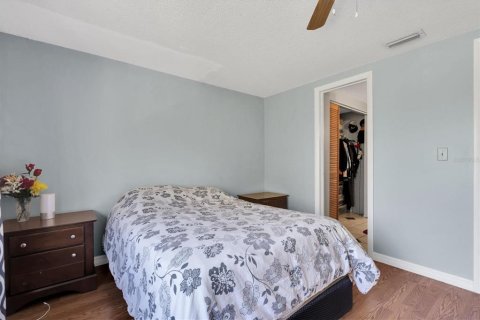 Copropriété à vendre à Tampa, Floride: 2 chambres, 99.78 m2 № 1912875 - photo 15