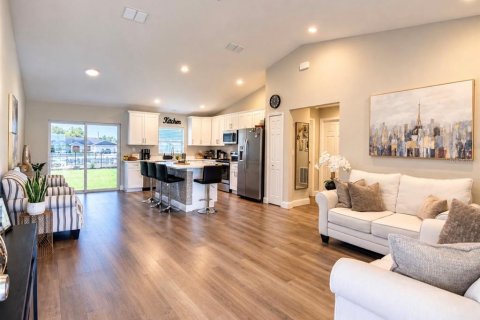 Villa ou maison à vendre à Ocala, Floride: 3 chambres, 127.09 m2 № 2409882 - photo 4