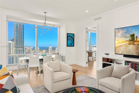 Condo in Miami, Florida, 1 bedroom  № 2420752 - photo 24
