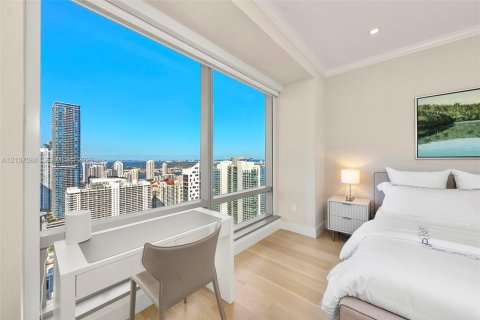 Condo in Miami, Florida, 1 bedroom  № 2420752 - photo 15