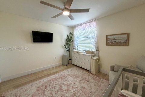 Condominio en venta en Davie, Florida, 2 dormitorios, 128.67 m2 № 2040595 - foto 15