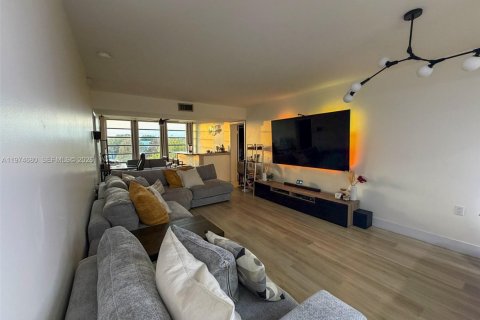 Condominio en venta en Davie, Florida, 2 dormitorios, 128.67 m2 № 2040595 - foto 28