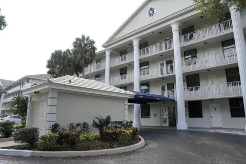 Condominio en venta en Davie, Florida, 2 dormitorios, 128.67 m2 № 2040595 - foto 4