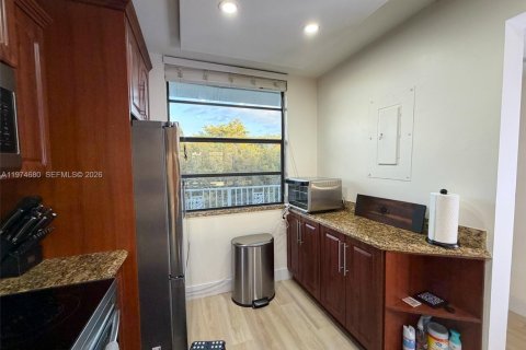 Condominio en venta en Davie, Florida, 2 dormitorios, 128.67 m2 № 2040595 - foto 9