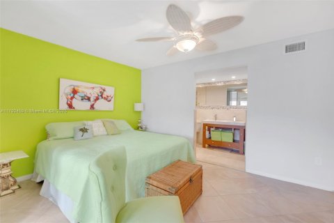 Condo in Margate, Florida, 2 bedrooms  № 1712198 - photo 22
