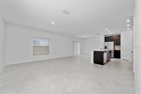 Casa en alquiler en Davenport, Florida, 4 dormitorios, 174.28 m2 № 1871143 - foto 6