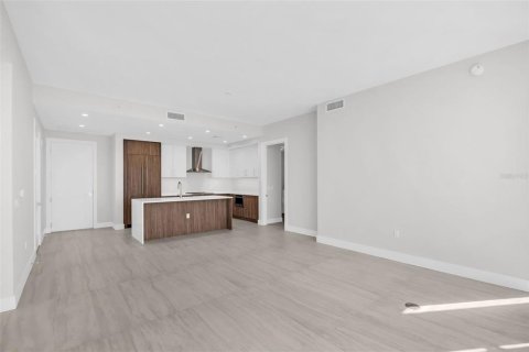 Copropriété à vendre à Saint Petersburg, Floride: 2 chambres, 124.4 m2 № 2216419 - photo 19