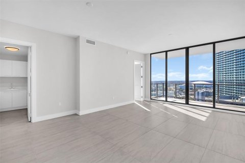 Copropriété à vendre à Saint Petersburg, Floride: 2 chambres, 124.4 m2 № 2216419 - photo 17