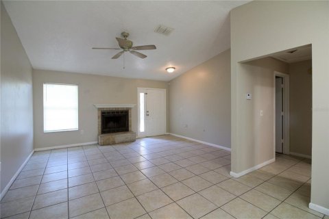 Casa en alquiler en Lakeland, Florida, 3 dormitorios, 106.28 m2 № 1912059 - foto 3