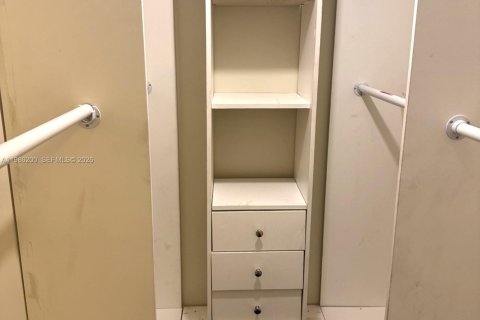 Copropriété à louer à Margate, Floride: 2 chambres, 90.12 m2 № 2048149 - photo 7