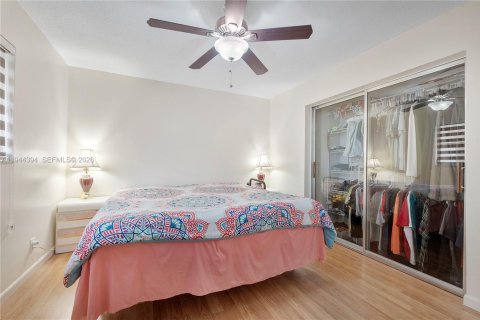 House in Tamarac, Florida 2 bedrooms, 93.09 sq.m. № 2002228 - photo 11