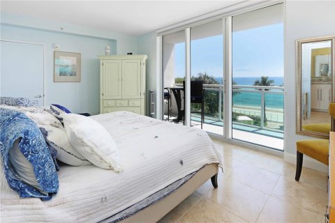 Copropriété à vendre à Hollywood, Floride: 2 chambres, 112.23 m2 № 2042123 - photo 3