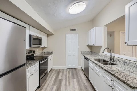 Villa ou maison à vendre à DeLand, Floride: 4 chambres, 151.99 m2 № 2437143 - photo 7
