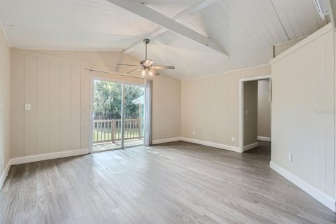 Villa ou maison à vendre à DeLand, Floride: 4 chambres, 151.99 m2 № 2437143 - photo 23