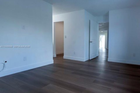 Appartement à louer à Miami, Floride: 1 chambre № 1984086 - photo 5