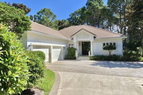 House in Miramar Beach, Florida 4 bedrooms, 229.93 sq.m. № 589904 - photo 1