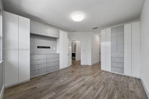 Купить таунхаус в Дорал, Флорида 4 спальни, 187.66м2, № 1996940 - фото 19