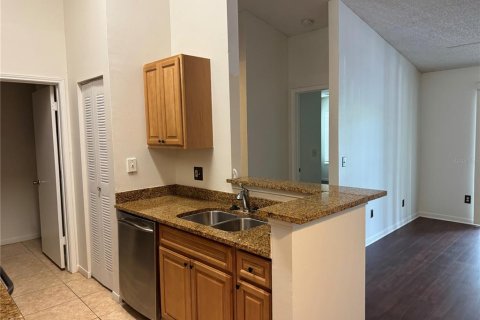 Condominio en alquiler en Lake Mary, Florida, 2 dormitorios, 83.52 m2 № 1819198 - foto 6