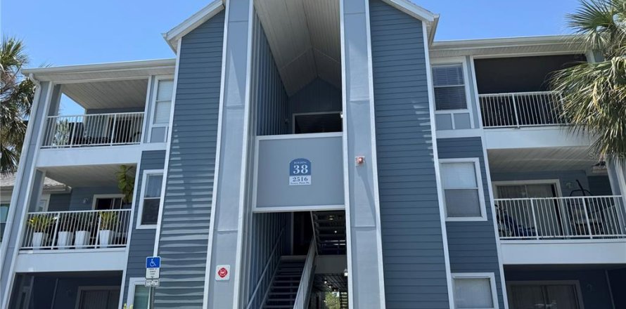 Condominio en Lake Mary, Florida, 2 dormitorios № 1819198