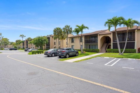 Copropriété à vendre à Greenacres, Floride: 2 chambres, 93.37 m2 № 2243890 - photo 3