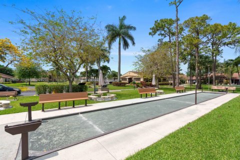 Copropriété à vendre à Greenacres, Floride: 2 chambres, 93.37 m2 № 2243890 - photo 16