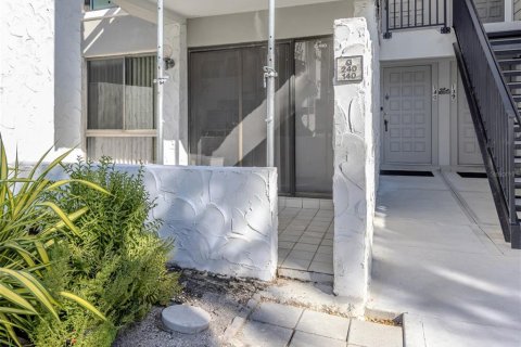 Copropriété à vendre à Venice, Floride: 2 chambres, 86.77 m2 № 2408123 - photo 2