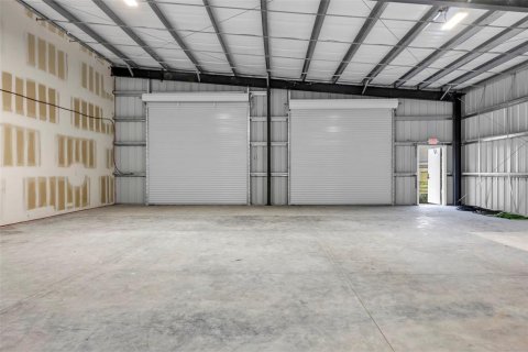 Immobilier commercial à louer à Port Charlotte, Floride № 2415467 - photo 3