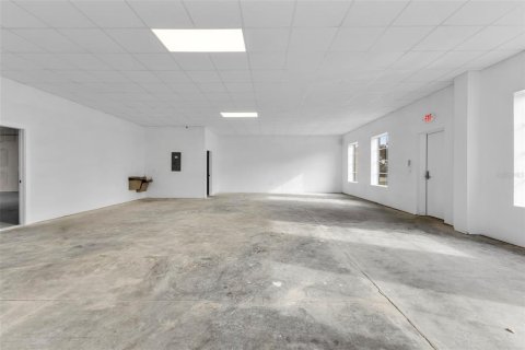 Immobilier commercial à louer à Port Charlotte, Floride № 2415467 - photo 28