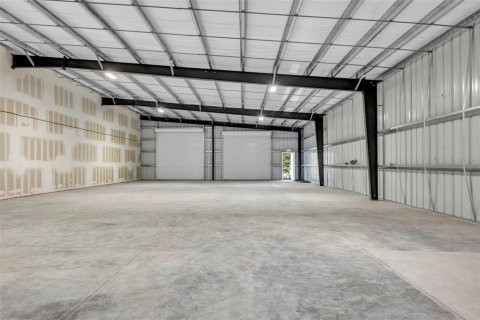 Immobilier commercial à louer à Port Charlotte, Floride № 2415467 - photo 5