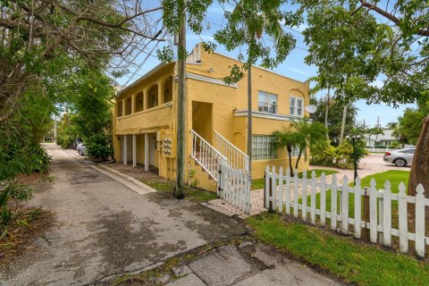 Propiedad comercial en venta en Delray Beach, Florida № 856088 - foto 1