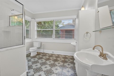 House in Tampa, Florida 2 bedrooms, 112.6 sq.m. № 1886781 - photo 15