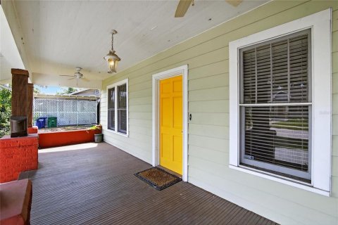 House in Tampa, Florida 2 bedrooms, 112.6 sq.m. № 1886781 - photo 3