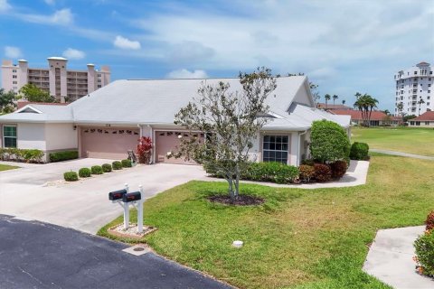 House in Palmetto, Florida 3 bedrooms, 138.15 sq.m. № 1733349 - photo 2